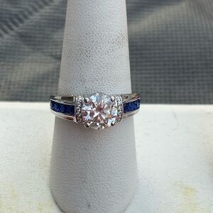 Elegant 925 Silver and Blue Women's Ring